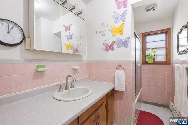 236 Garfield Avenue, Jersey City, NJ 07305