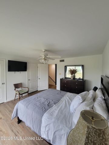 3230 Cumberland Road, 89, Ocean Springs, MS 39564