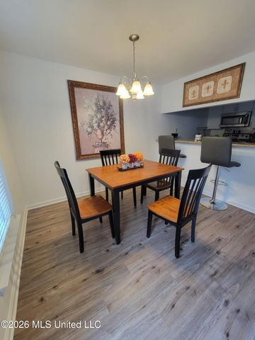 3230 Cumberland Road, 89, Ocean Springs, MS 39564