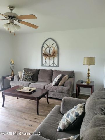 3230 Cumberland Road, 89, Ocean Springs, MS 39564