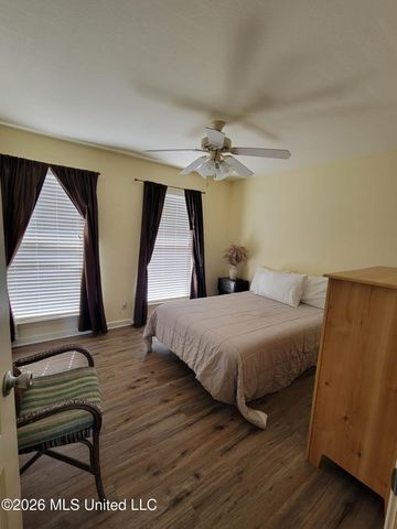 3230 Cumberland Road, 89, Ocean Springs, MS 39564