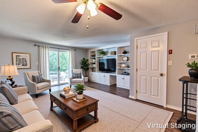 50 Edward J Roy Dr Unit 9, Manchester, NH 03104