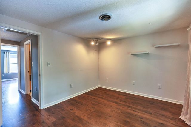 50 Edward J Roy Dr Unit 9, Manchester, NH 03104