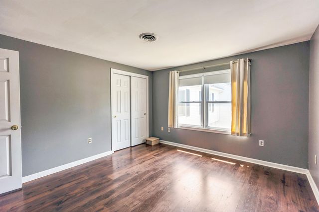 50 Edward J Roy Dr Unit 9, Manchester, NH 03104