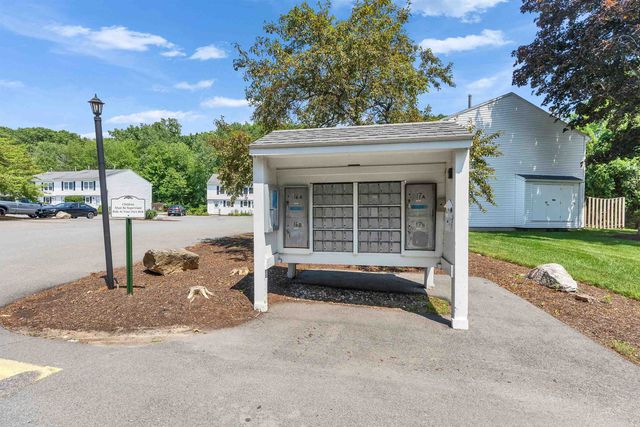 50 Edward J Roy Dr Unit 9, Manchester, NH 03104
