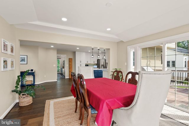 15445 MARTINS HUNDRED DR, Centreville, VA 20120
