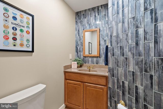 15445 MARTINS HUNDRED DR, Centreville, VA 20120