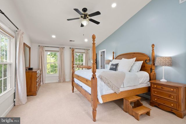 15445 MARTINS HUNDRED DR, Centreville, VA 20120
