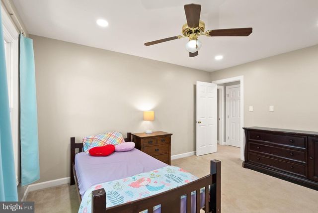 15445 MARTINS HUNDRED DR, Centreville, VA 20120