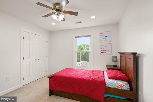15445 MARTINS HUNDRED DR, Centreville, VA 20120