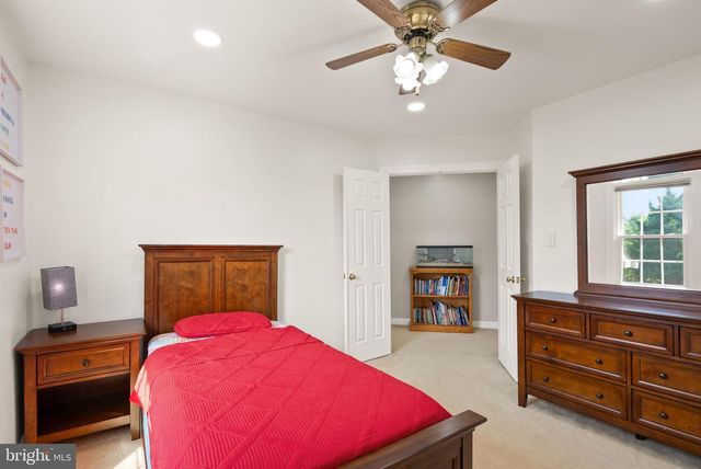 15445 MARTINS HUNDRED DR, Centreville, VA 20120