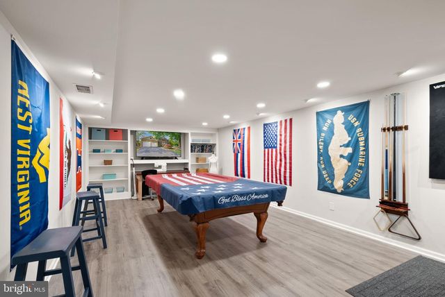15445 MARTINS HUNDRED DR, Centreville, VA 20120