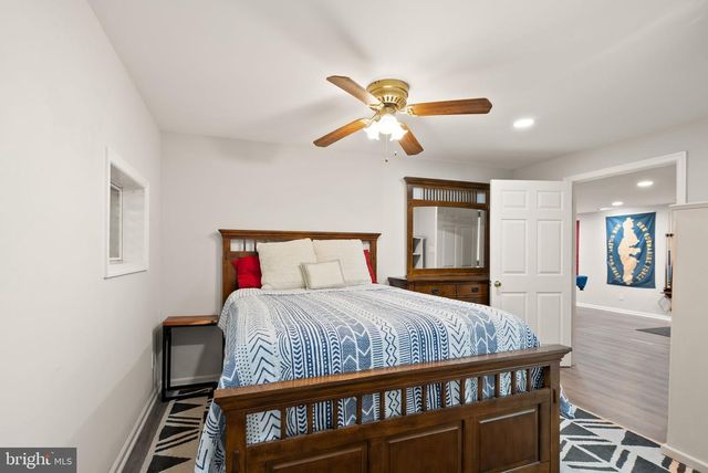 15445 MARTINS HUNDRED DR, Centreville, VA 20120