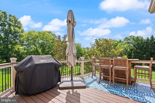 15445 MARTINS HUNDRED DR, Centreville, VA 20120
