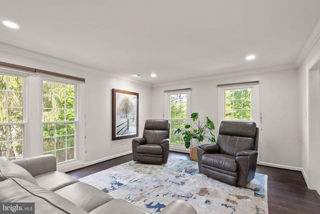 15445 MARTINS HUNDRED DR, Centreville, VA 20120