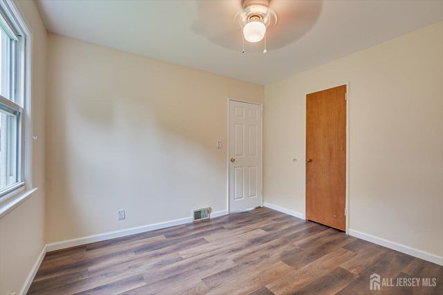 25 Ellwood Road, East Brunswick, NJ 08816