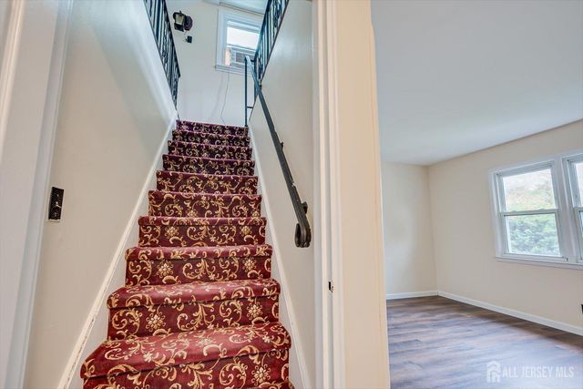 25 Ellwood Road, East Brunswick, NJ 08816