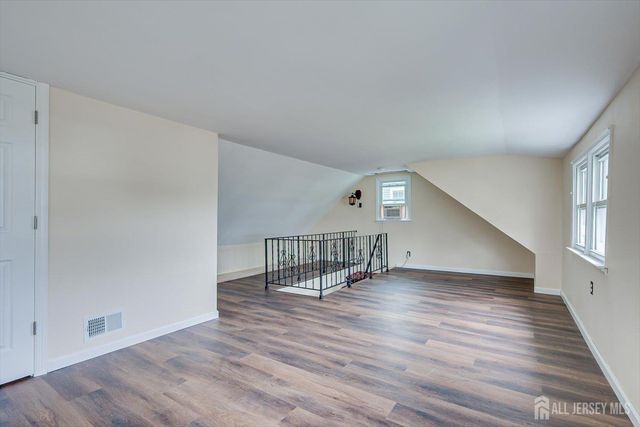 25 Ellwood Road, East Brunswick, NJ 08816
