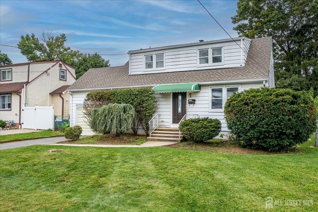 25 Ellwood Road, East Brunswick, NJ 08816