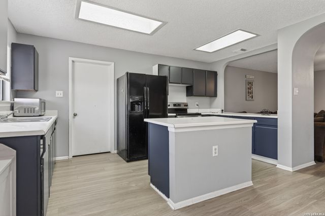 5827 SUMMER FEST DR, San Antonio, TX 78244
