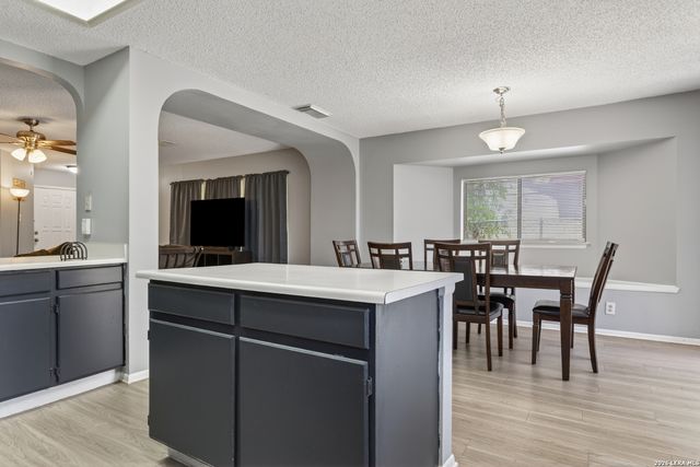 5827 SUMMER FEST DR, San Antonio, TX 78244