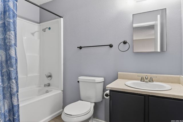 5827 SUMMER FEST DR, San Antonio, TX 78244