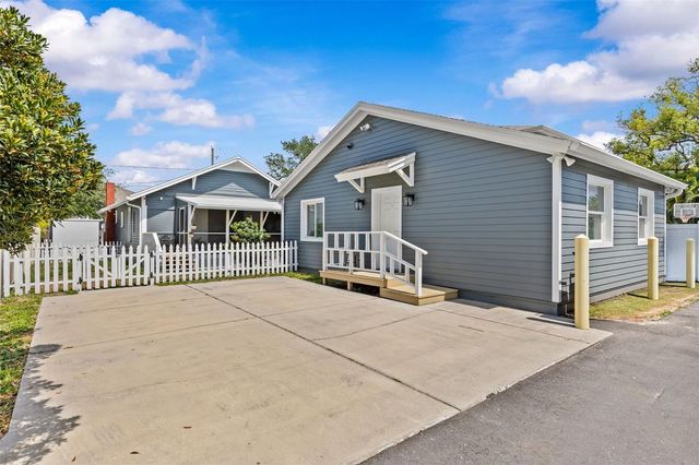 211 S ALBANY AVENUE, Tampa, FL 33606