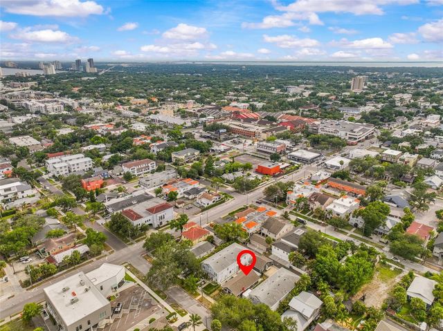 211 S ALBANY AVENUE, Tampa, FL 33606