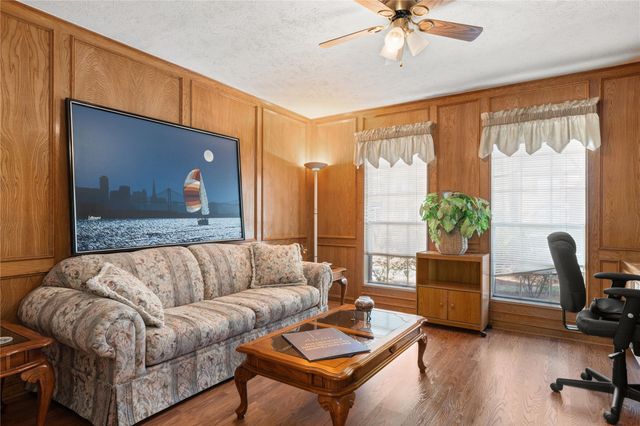 3203 Manor Grove Drive, Houston, TX 77345