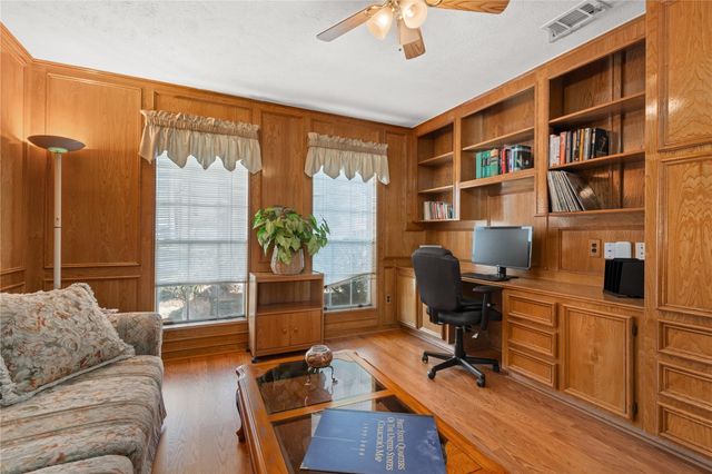 3203 Manor Grove Drive, Houston, TX 77345