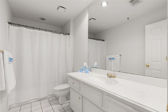 3203 Manor Grove Drive, Houston, TX 77345