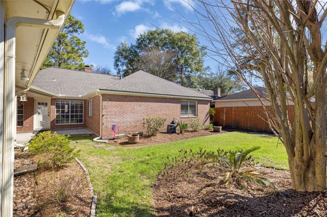 3203 Manor Grove Drive, Houston, TX 77345
