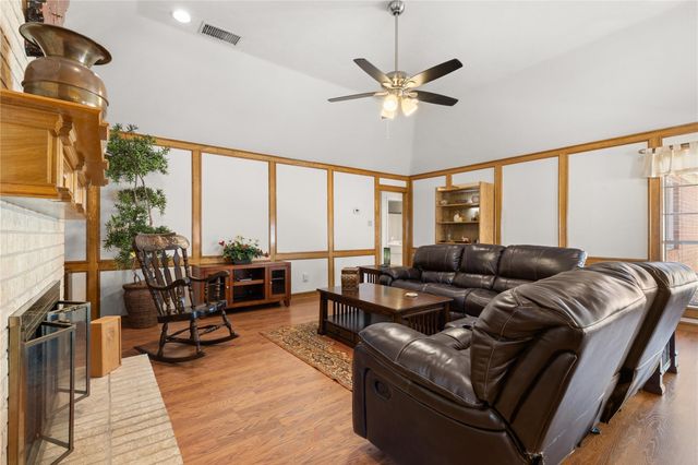 3203 Manor Grove Drive, Houston, TX 77345