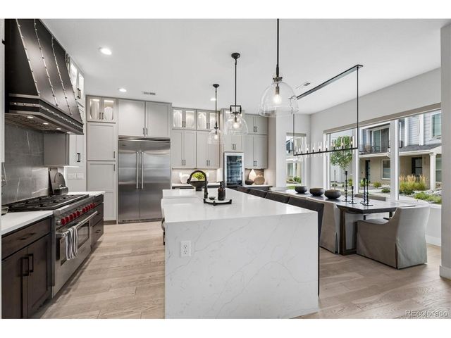 888 S Valentia St 19-104, Denver, CO 80247