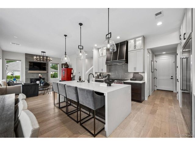 888 S Valentia St 19-104, Denver, CO 80247