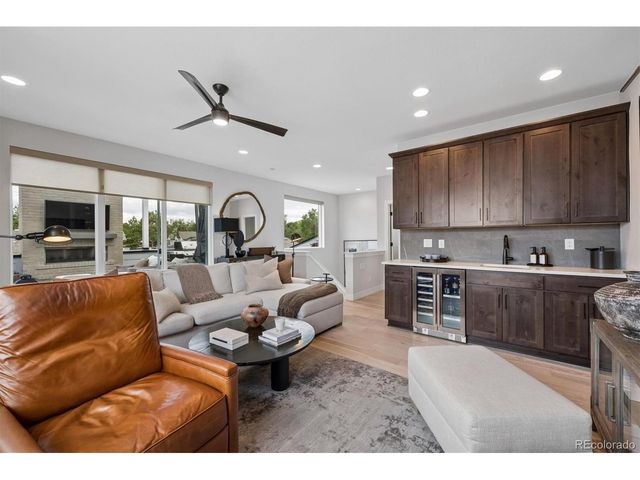 888 S Valentia St 19-104, Denver, CO 80247