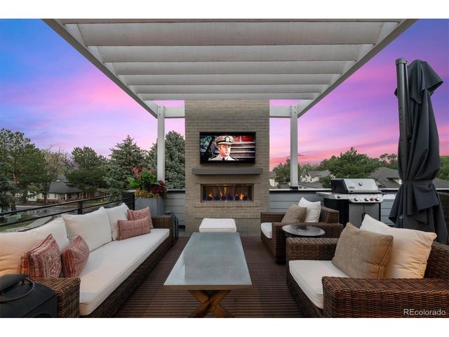 888 S Valentia St 19-104, Denver, CO 80247