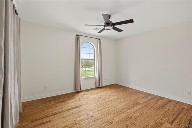 4329 Edgewater Drive, Lake Charles, LA 70605