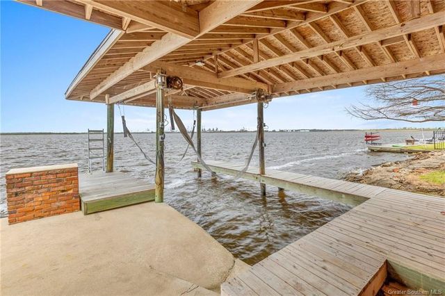 4329 Edgewater Drive, Lake Charles, LA 70605