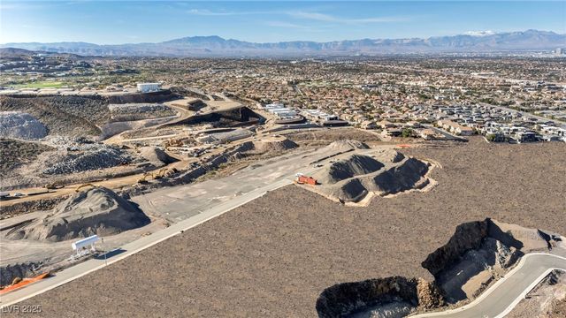 296 Westridge Drive, Henderson, NV 89012