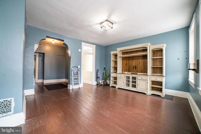 1806 SAINT PAUL ST, Baltimore, MD 21202