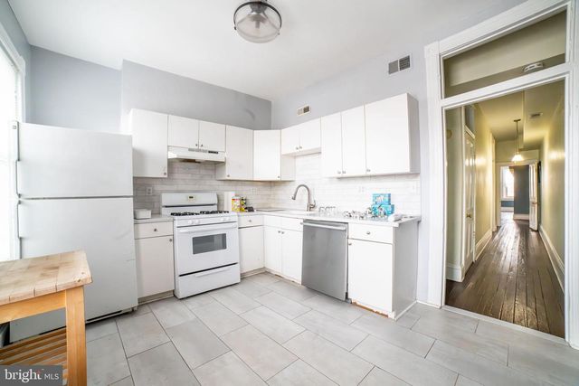 1806 SAINT PAUL ST, Baltimore, MD 21202
