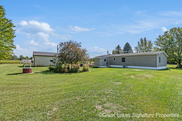 16856 Stanton Road, Pierson, MI 49339