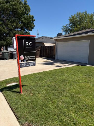 822 W Alamos, Clovis, CA 93612