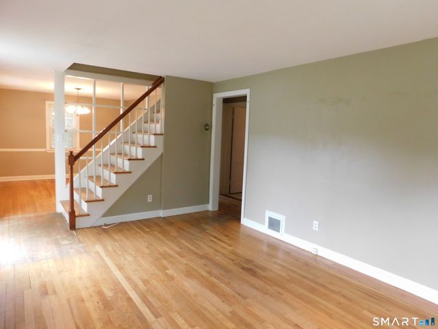 3 Pleasant Drive, Hamden, CT 06514