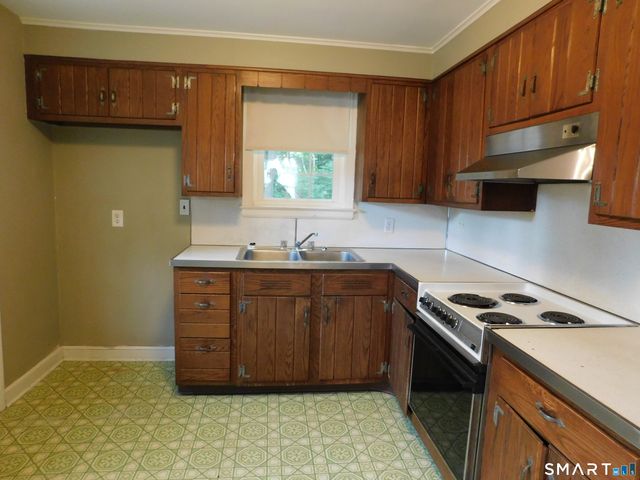 3 Pleasant Drive, Hamden, CT 06514