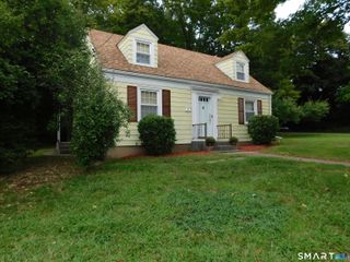 3 Pleasant Drive, Hamden, CT 06514