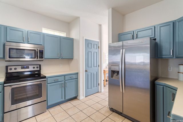 2621 DEER STAND LOOP, San Marcos, TX 78666