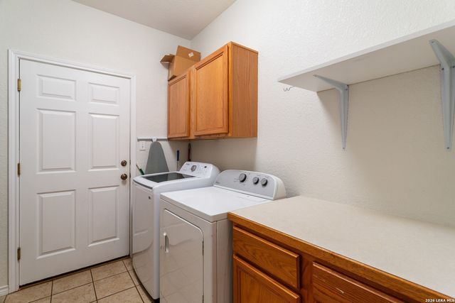 2621 DEER STAND LOOP, San Marcos, TX 78666