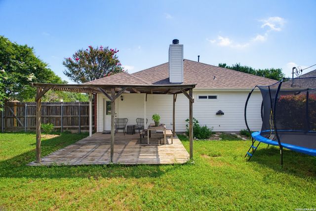 2621 DEER STAND LOOP, San Marcos, TX 78666